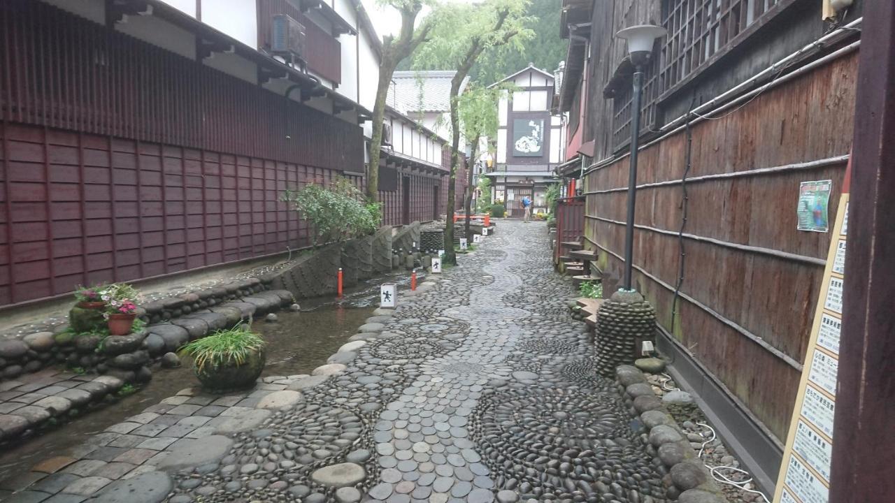 Yanaka No Taisuke Hotell Gujo Eksteriør bilde